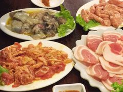 -韩风烤牛肉冷面店