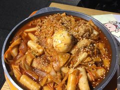炒年糕-姜虎东白丁烤肉(恒隆广场店)