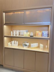 -PE SALON