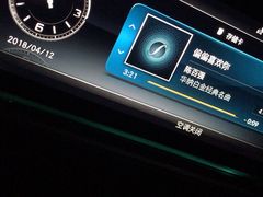-上海星瀚奔驰4S店(长寿路店)