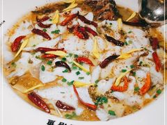 -渔语鱼酸菜鱼新川菜(来福士店)