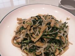 绿豆芽炒韭菜-不倒翁·安徽名菜楼(步行街店)