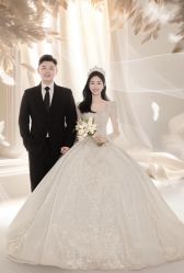 -喜爱高定婚纱摄影