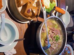 -全牛匠·乐山跷脚牛肉(西单华威约饭街店)