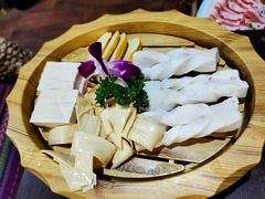 -滇釜火锅·能喝汤的火锅(车公庄店)