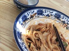 招牌油泼面-陕味食族油泼面(悦邻荟店)