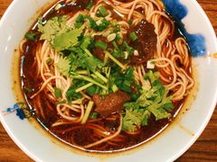 -兵哥豌豆面(雅颂居店)