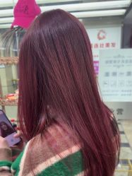 -镁连社·美联社