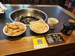 -沸炉重庆老火锅(军事博物馆店)