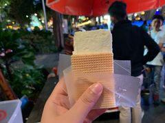 -詹爷爷乌节路街头冰淇淋