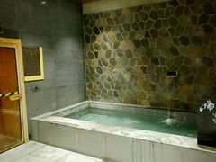 -丽池宫韩式汗蒸会馆(华灯坊店)
