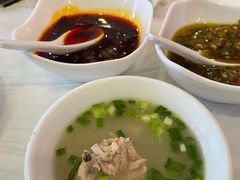 -鲁朗纳麦石锅鸡庄园