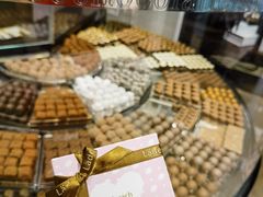 -Laderach 莱德拉(上海环贸iapm店)