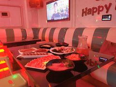 -唯爱KTV聚会餐厅(仙林东城汇店)