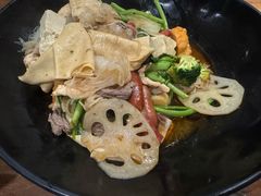 -万记麻辣烫国展总店