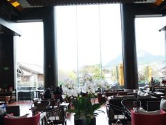 -时光吧·大堂吧·丽江和府洲际度假酒店