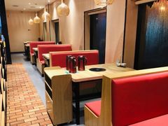 卡座-彤德莱火锅(果园路店)
