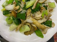 -泸沽肴(泸沽湖大洛水村农村信用社旁店)