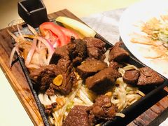 -穹六人间 people 6(岳阳路店)