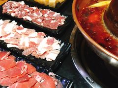 -果松木炭酸菜铜火锅·外婆参鸡汤