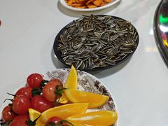 -哈尔滨烧烤·山河村铁锅炖(交大店)