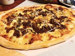 烤牛肉披萨-I HOLIC艾豪丽披萨(KKone店)