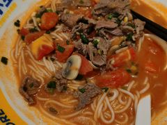 -粉小主·贵州酸汤牛肉粉(南京仙林金鹰店)