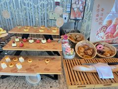 -怡豪大饭店·49楼旋转自助餐厅