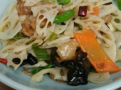 莲菜炒肉-老磨油饼(高陵店)