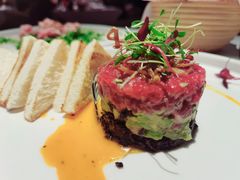 牛肉塔塔配牛油果黑橄榄酱-Solo(衡山路店)