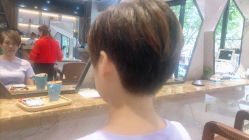 -PE SALON
