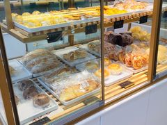 面包甜点陈列柜-美事客·面包·蛋糕·甜品(CBD店)