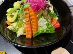 -山川小町·极番烧肉(新地假日广场店)