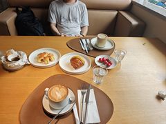 -俏贝拉(裕后街店)