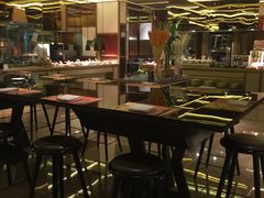 大堂-大中华希尔顿酒店-念自助餐·嗨啤·小龙虾