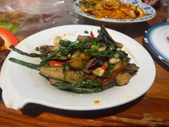 -柴窝堡22号辣子鸡·传承新疆菜