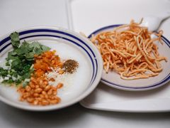 弯脚杆油茶-正南齐北·老街糯米团(洪崖洞店)