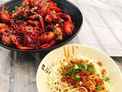 -巴厘龙虾·榜首油焖大虾(洞庭·艺术洋房店)