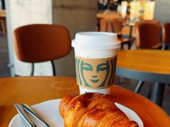 -星巴克(潍坊泰华广场店)