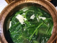 菠菜豆皮汤-南小馆(迪士尼小镇店)