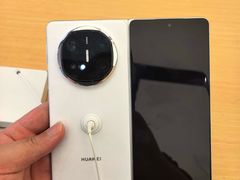 -华为智能生活馆(上海金桥国际商业广场)