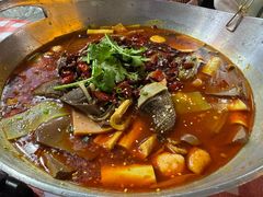 -川流不息·地道川菜·小龙虾(新松江路店)