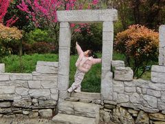 -高荡千年布依古寨旅游景区