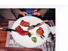 -食间牛排(重庆路万达店)