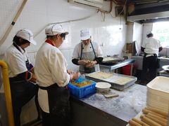 -小姜锅贴(凤凰街店)
