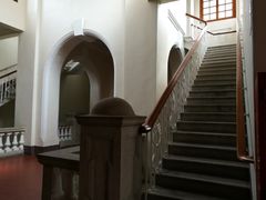 -香港大学
