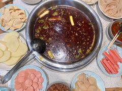 -肖肖酸萝卜鱼火锅(总店)