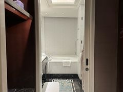 -成都华尔道夫酒店