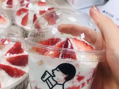 莓莓冰淇淋-喜茶(上海正大广场店)