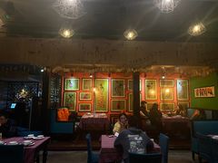 -香巴拉云南餐厅(华莱坞店)